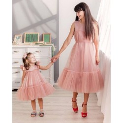 Комплект парных платьев для торжеств мама дочка